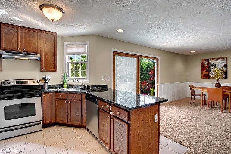 22212 Rye Road Beachwood, OH 44122 - Photo 6 of 18 Gallery Image 6