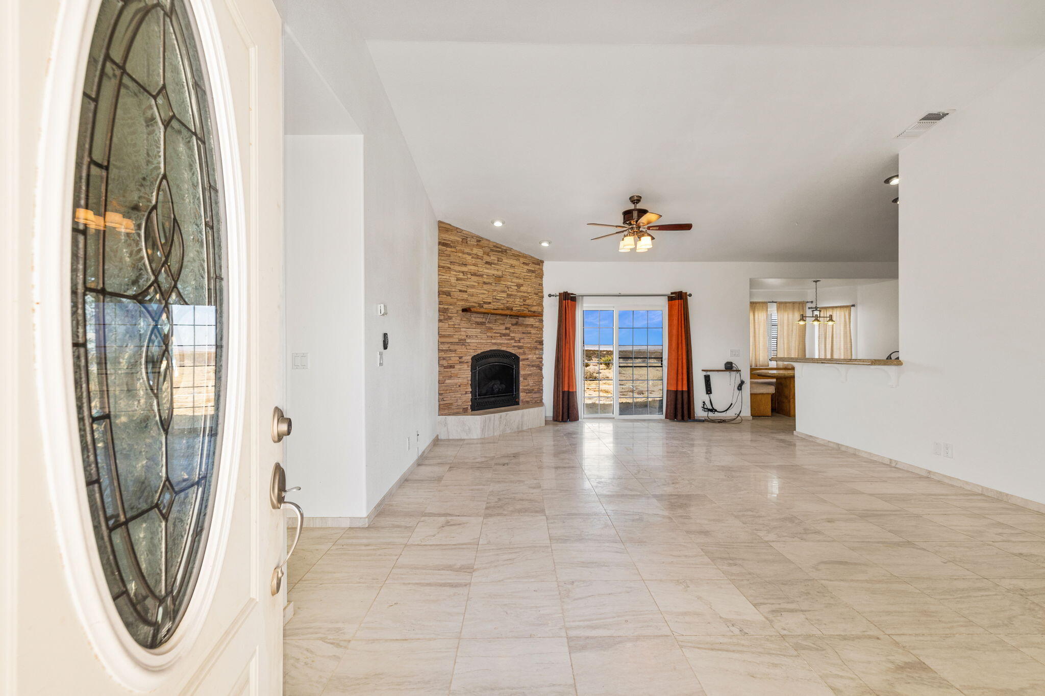 62734 Starlight Street Joshua Tree, CA 92252 - Photo 4 of 60 25-web-or-mls-8M4A4718