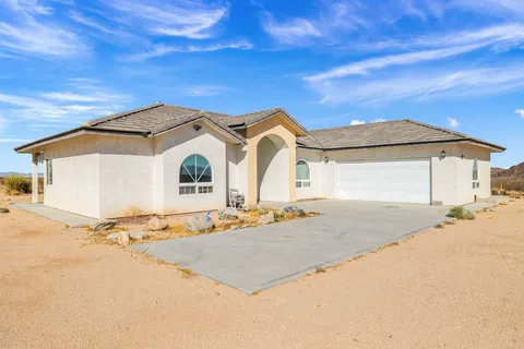 $575,000 | 62734 Starlight Street, Joshua Tree, CA 92252