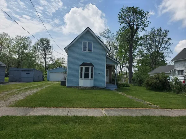 $220,000 | 164 South Pleasant Avenue, Lowell, MI 49331