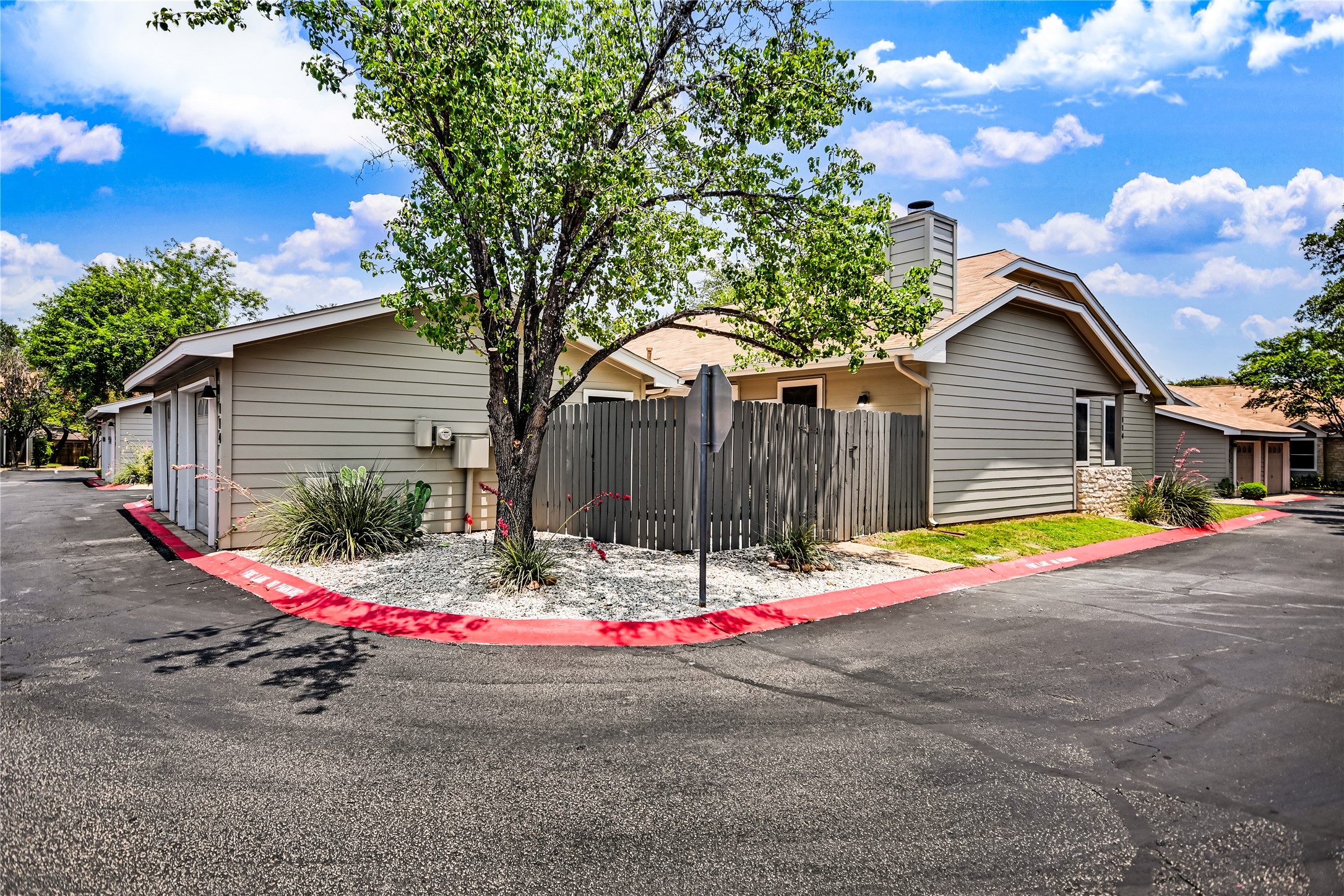 6501 Brush Country Road, Unit 114 Austin, TX 78749 - Photo 17 of 20