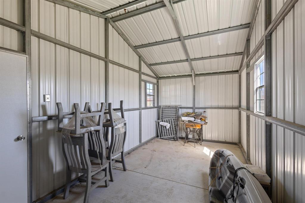 521 County Road Blossom, TX 75416 - Photo 29 of 40