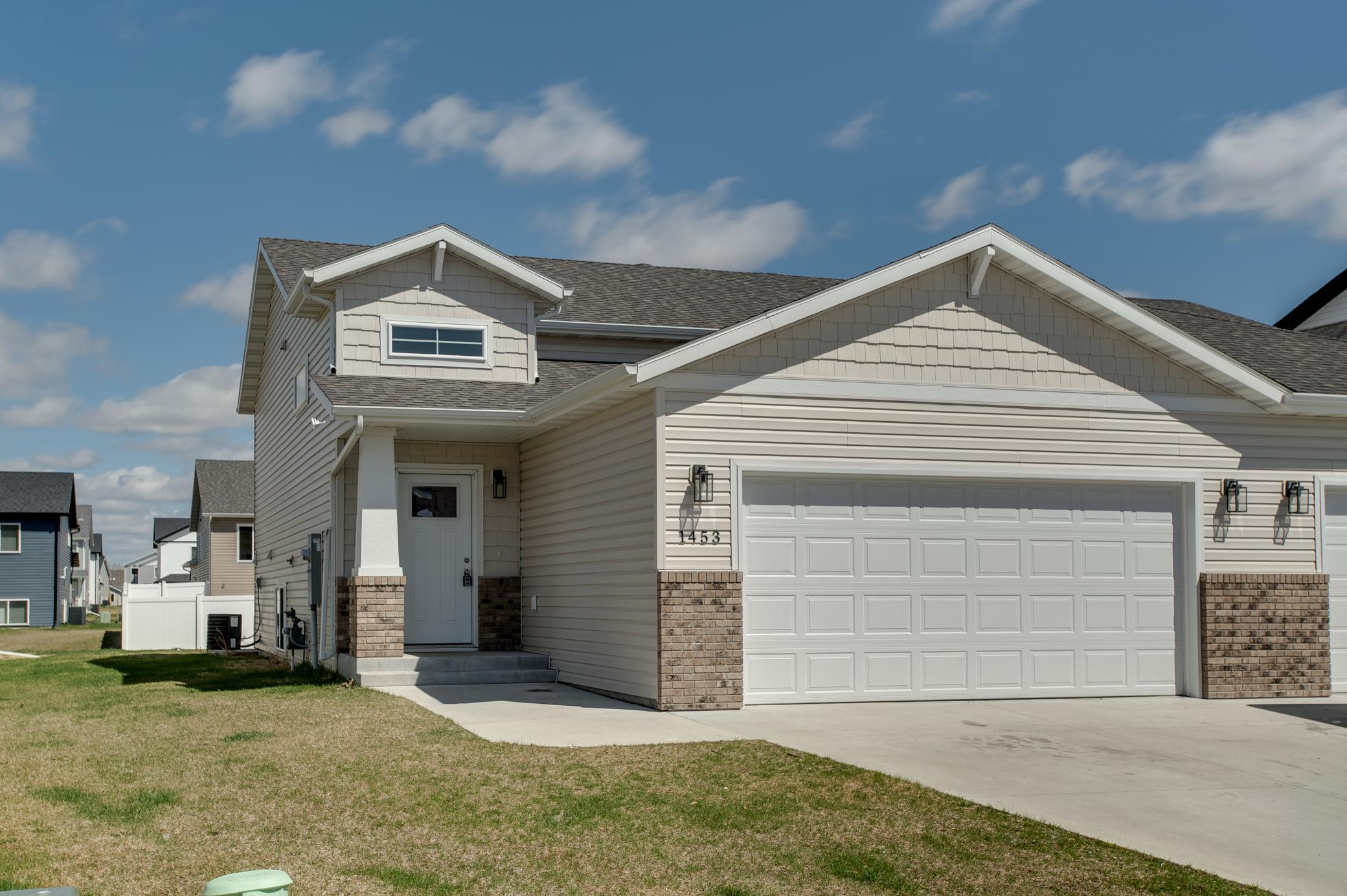 1453 69th Avenue South Fargo, ND 58104 - Photo 1 of 35