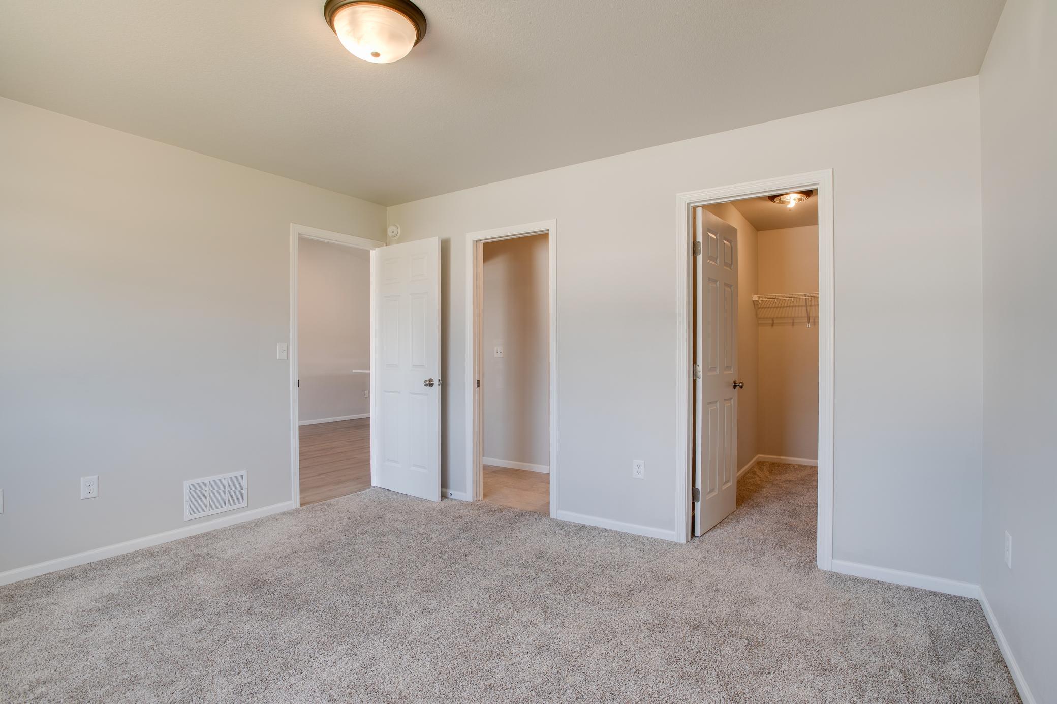 1453 69th Avenue South Fargo, ND 58104 - Photo 19 of 35