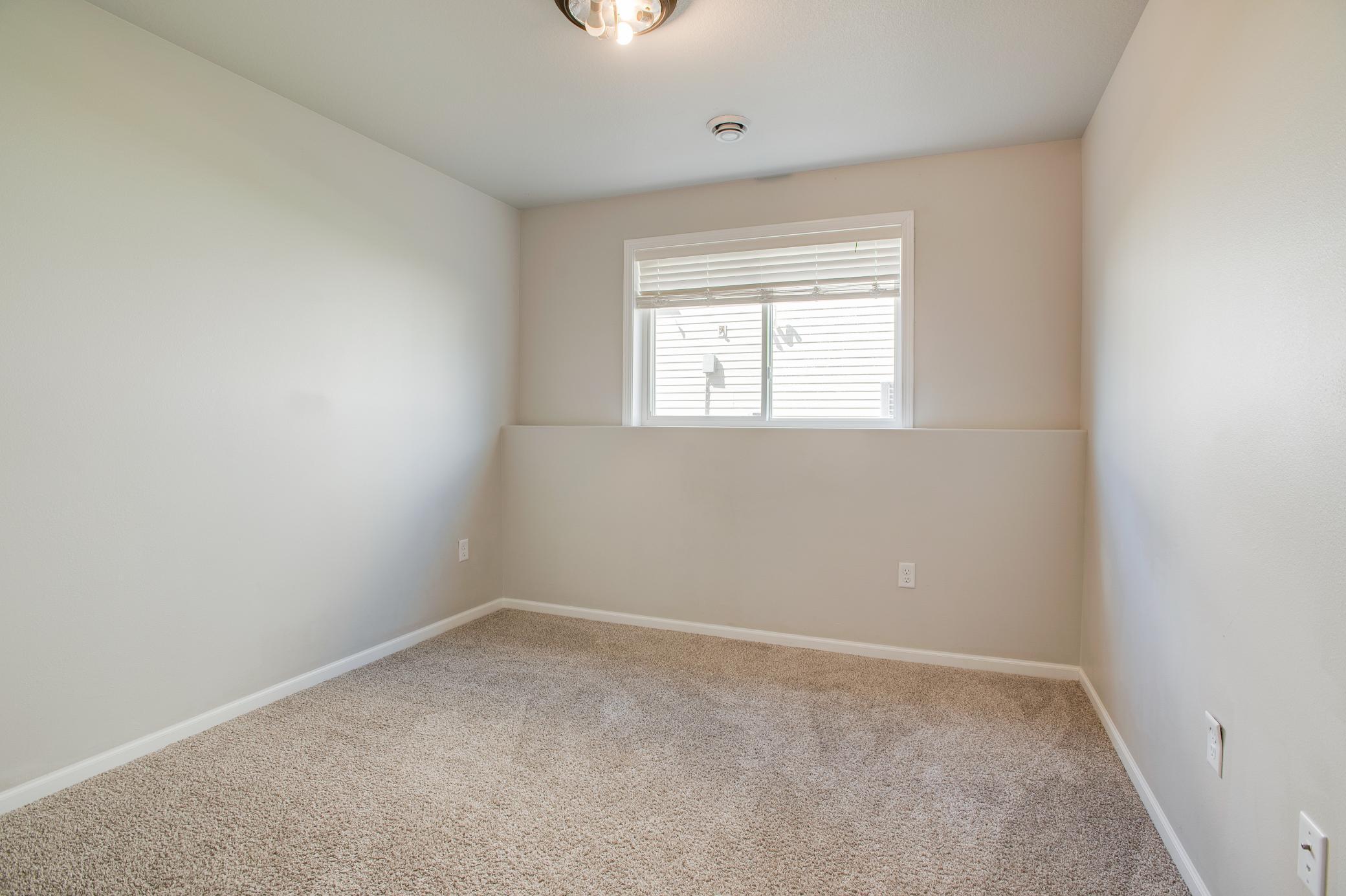 1453 69th Avenue South Fargo, ND 58104 - Photo 26 of 35