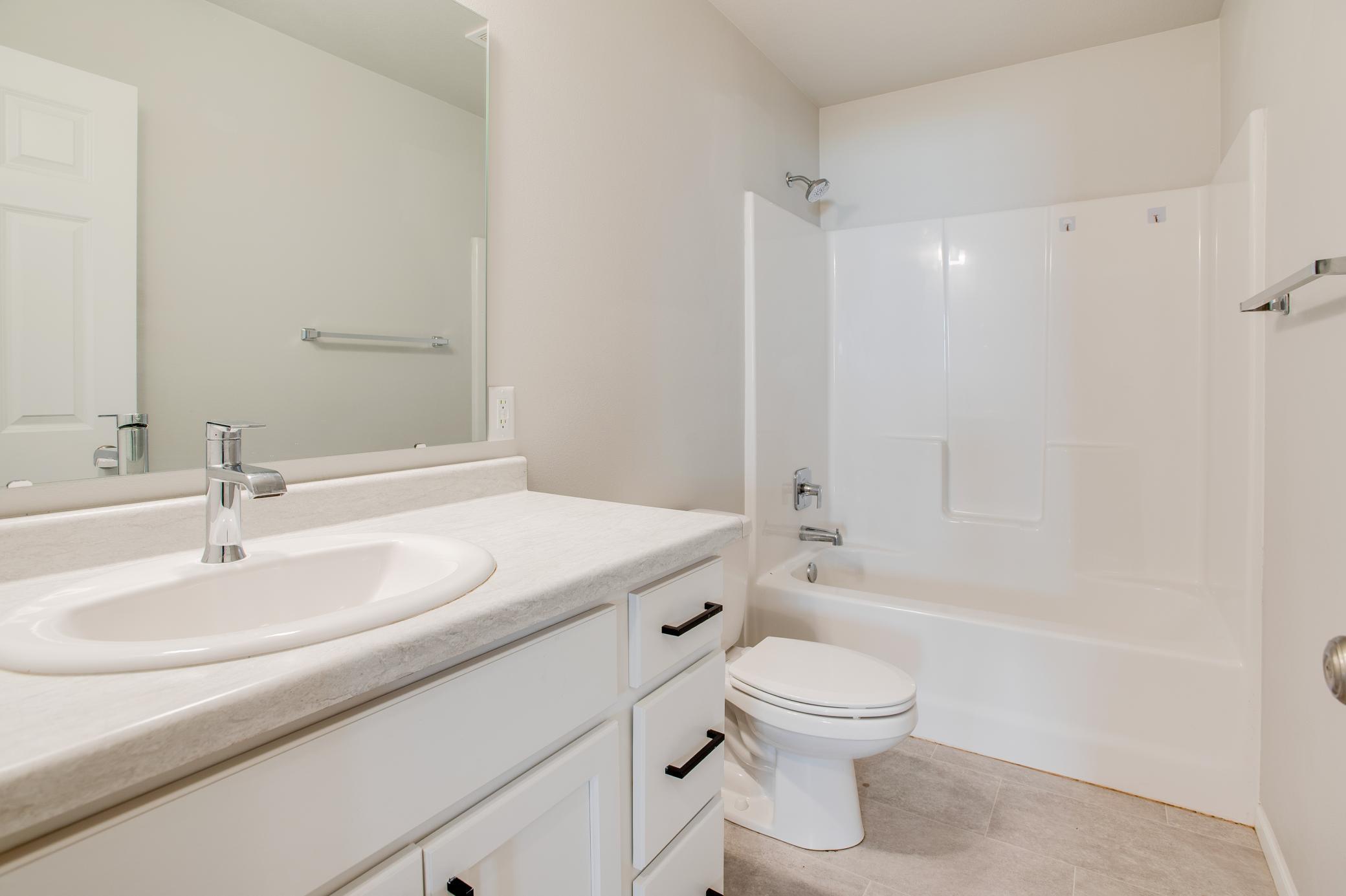 1453 69th Avenue South Fargo, ND 58104 - Photo 29 of 35