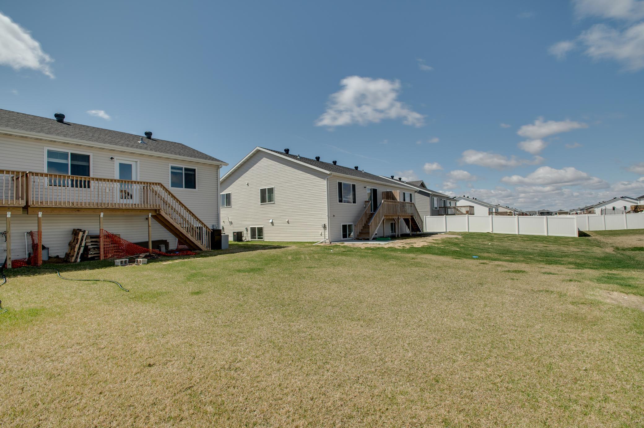 1453 69th Avenue South Fargo, ND 58104 - Photo 34 of 35