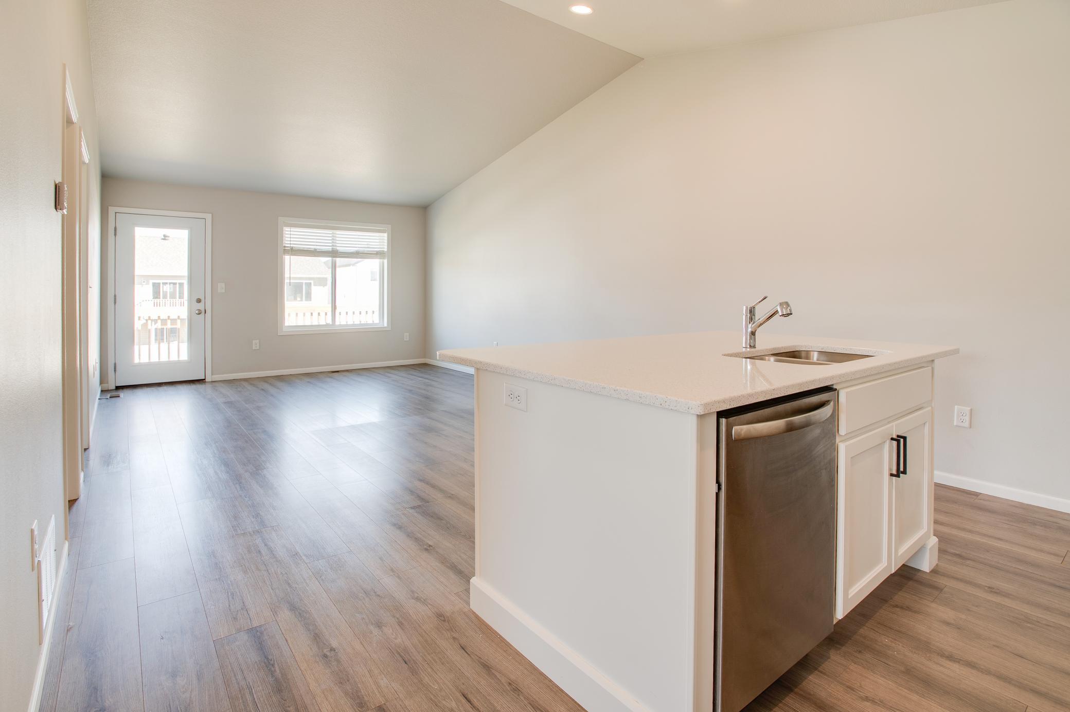 1453 69th Avenue South Fargo, ND 58104 - Photo 8 of 35