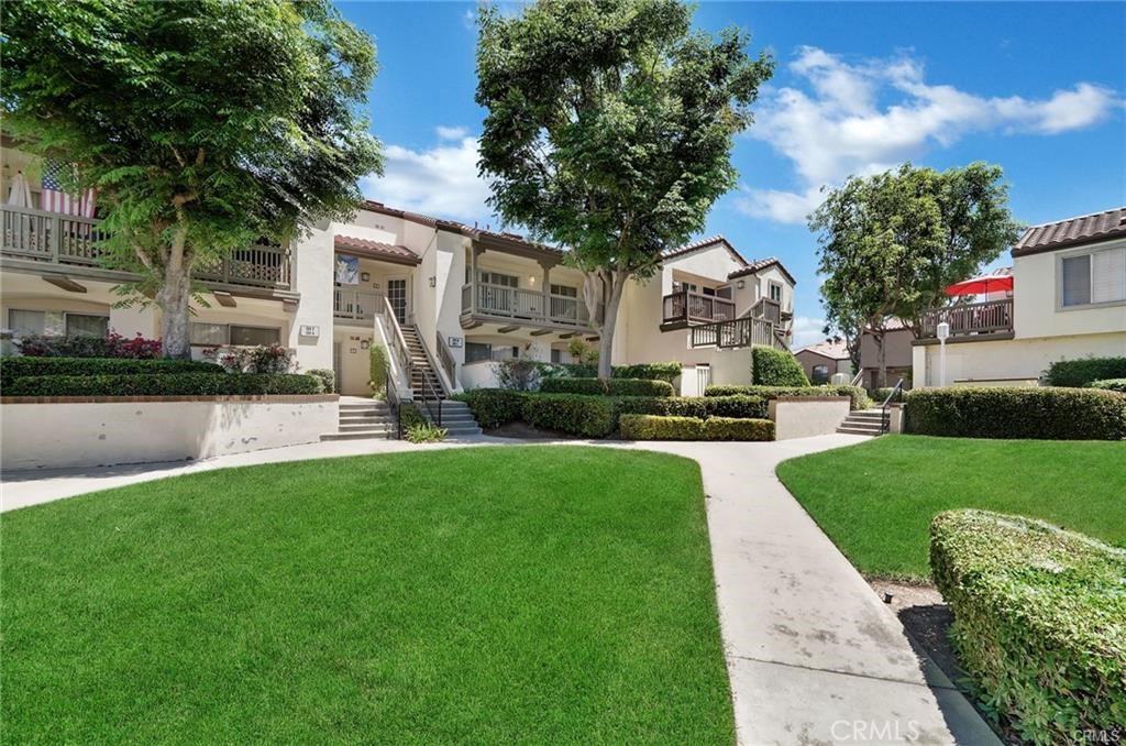 104 South Cross Creek Road, Unit M Orange, CA 92869 - Photo 21 of 33