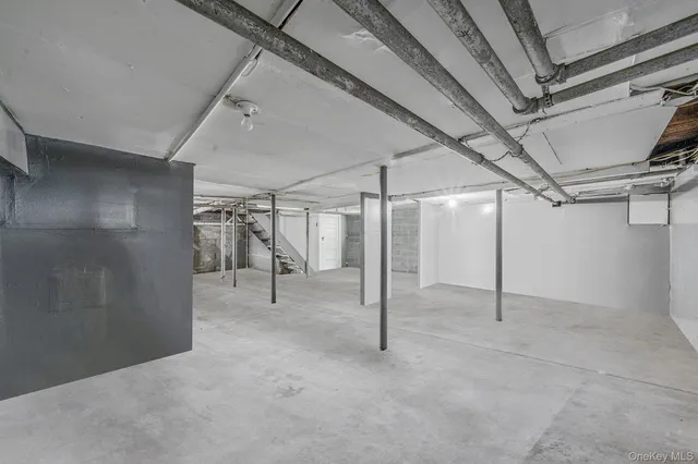 $699,990 | 26 Rosedale Avenue, Freeport, NY 11520