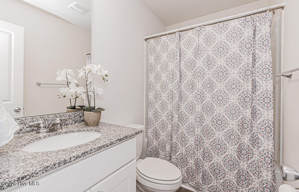 1233 Fescue Road Rocky Mount, NC 27801 - Photo 11 of 14 Hall Bath