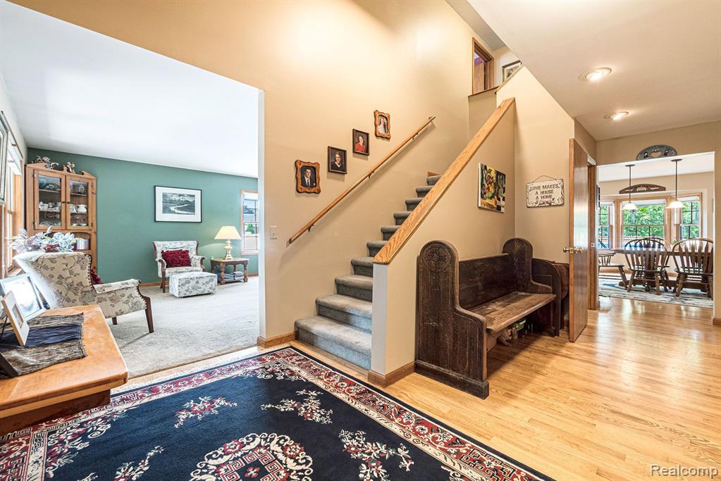 9361 Farmington Road Livonia, MI 48150 - Photo 6 of 39 Gallery Image 6