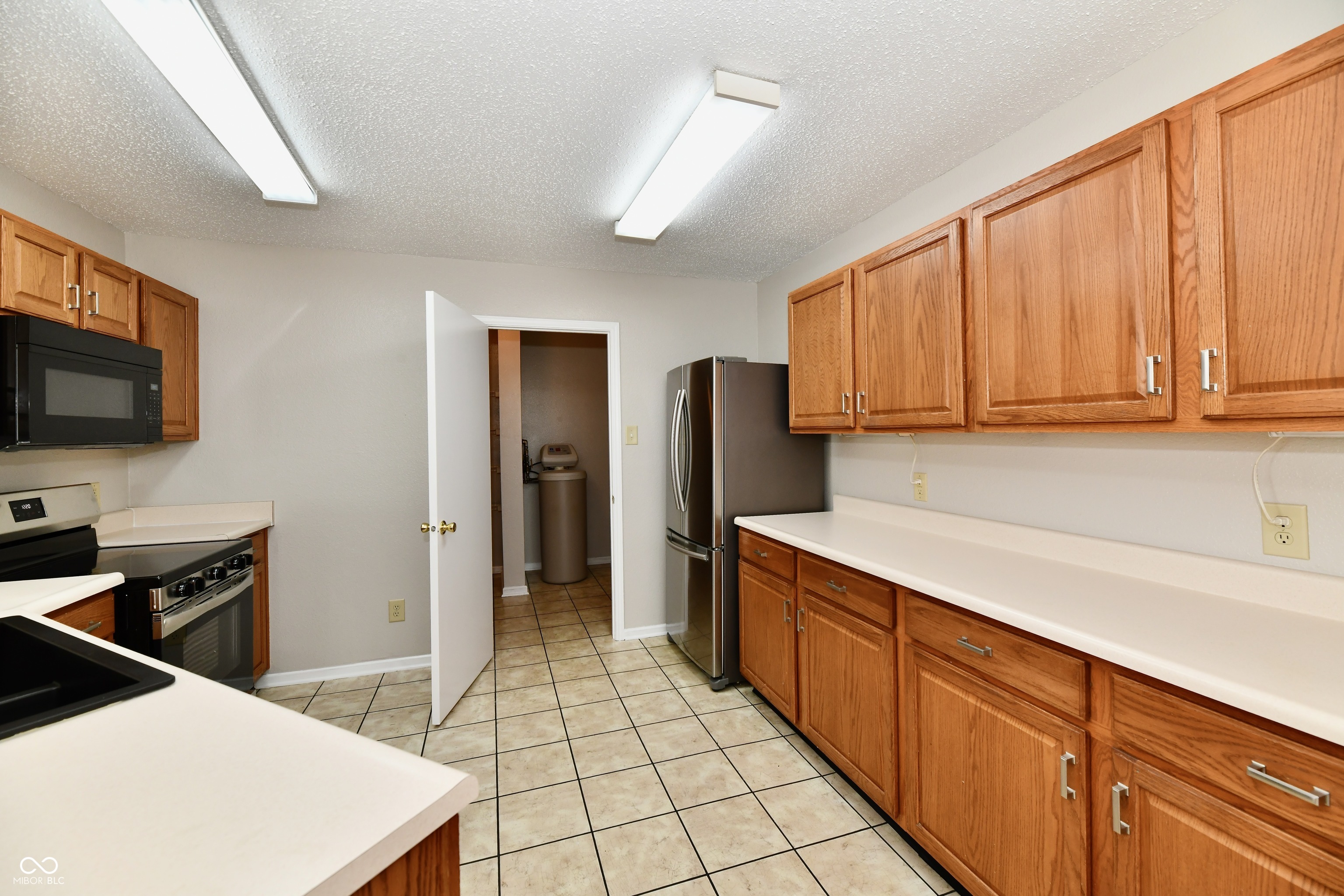 5508 Front Point Court Indianapolis, IN 46237 - Photo 14 of 29