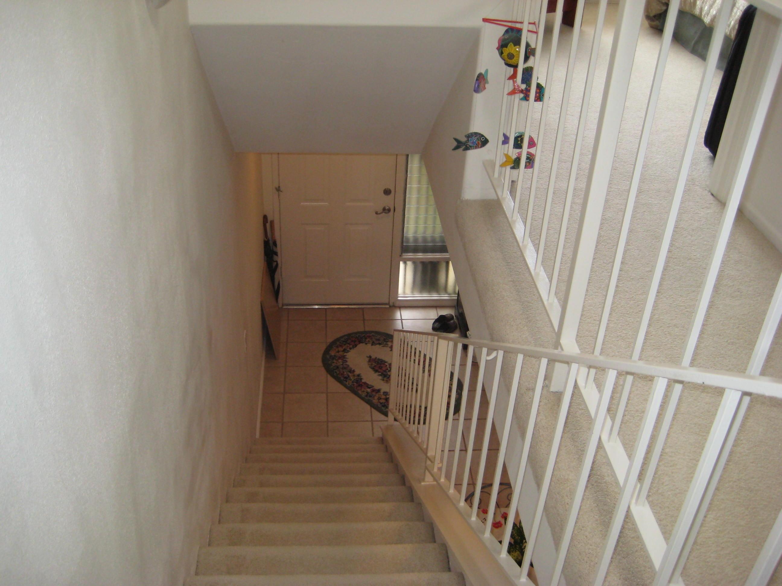 538 Mills Way Goleta, CA 93117 - Photo 11 of 17 a view of entryway