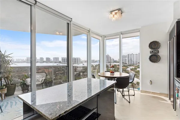 $10,000 | 18911 Collins Avenue, Unit 1405, Sunny Isles Beach, FL 33160
