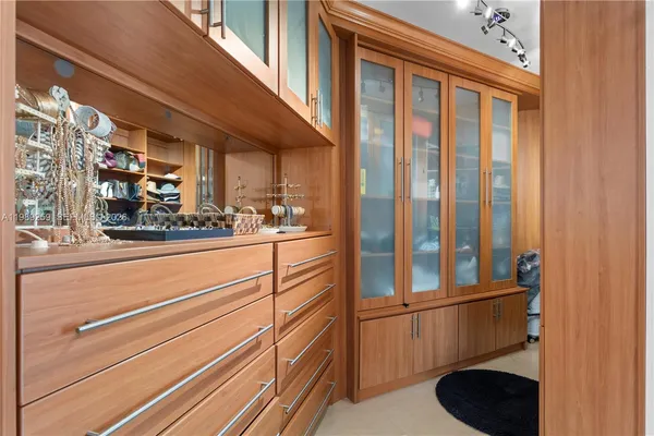 $10,000 | 18911 Collins Avenue, Unit 1405, Sunny Isles Beach, FL 33160