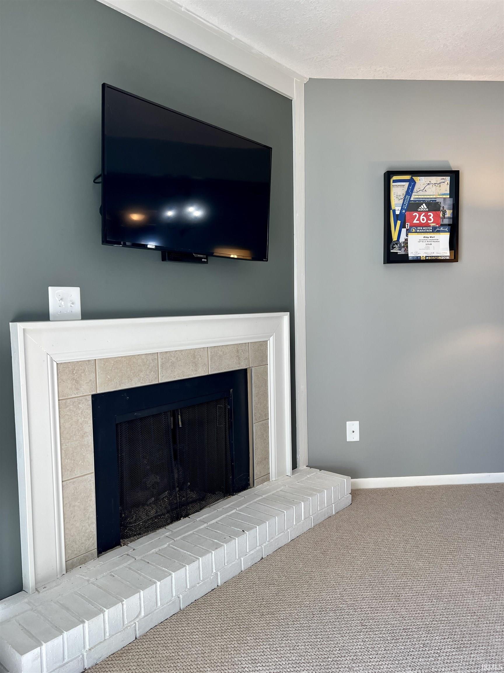 1725 Colonial Drive, Unit 33 Rochester, IN 46975 - Photo 7 of 25