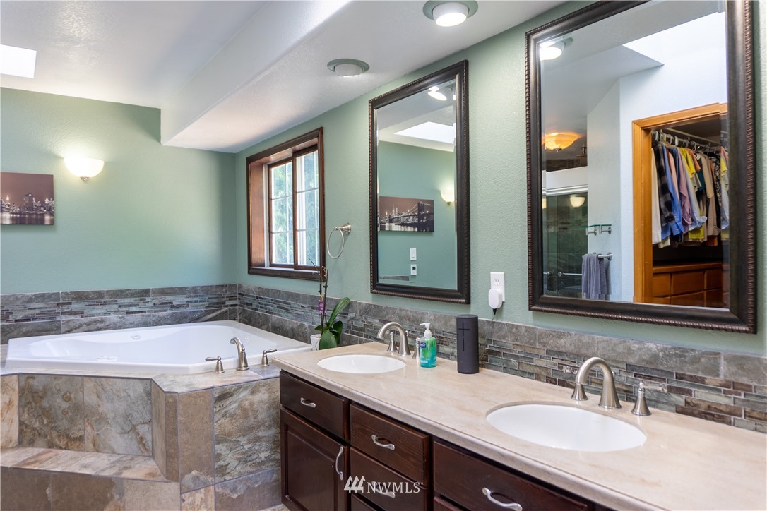 10430 Littlerock Road Southwest Olympia, WA 98512 - Photo 20 of 34 Gallery Image 20