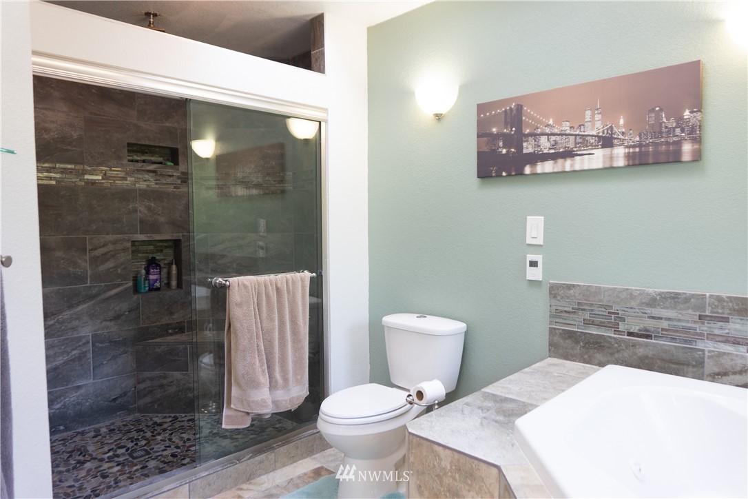 10430 Littlerock Road Southwest Olympia, WA 98512 - Photo 21 of 34 Gallery Image 21