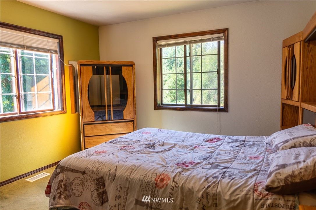 10430 Littlerock Road Southwest Olympia, WA 98512 - Photo 25 of 34 Gallery Image 25