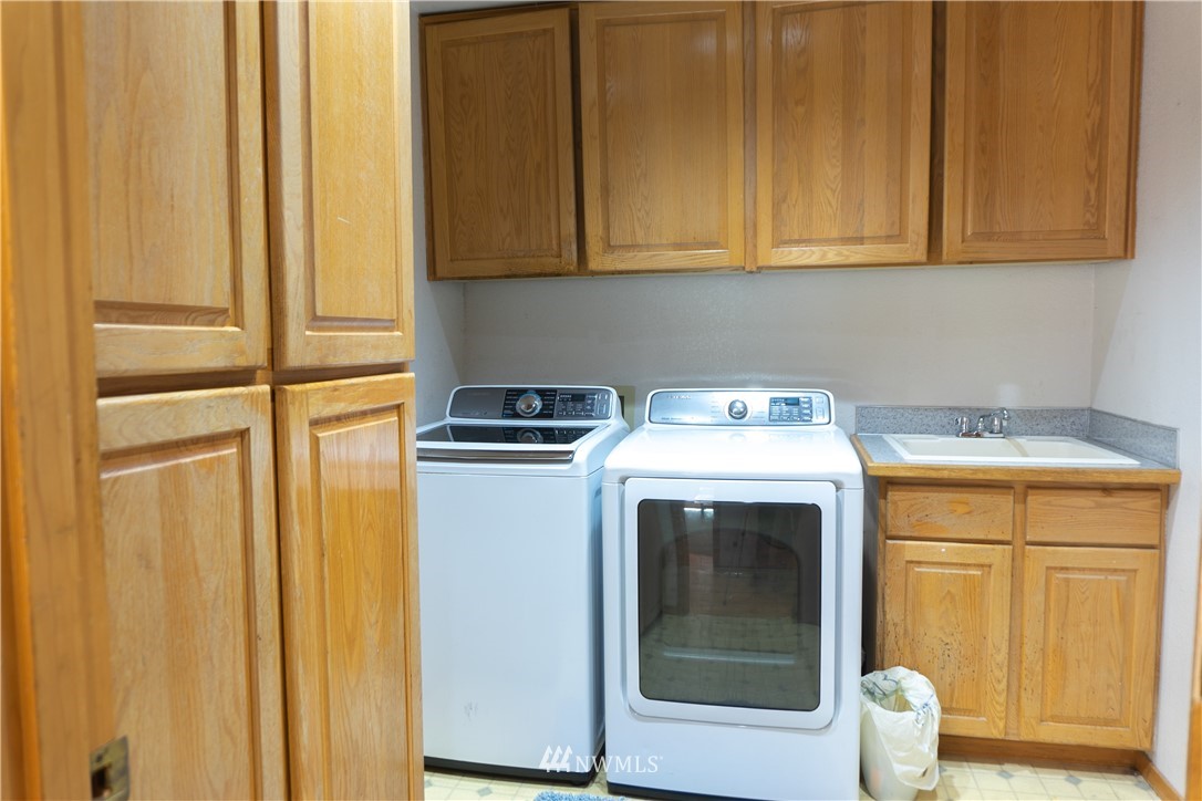 10430 Littlerock Road Southwest Olympia, WA 98512 - Photo 26 of 34 Gallery Image 26