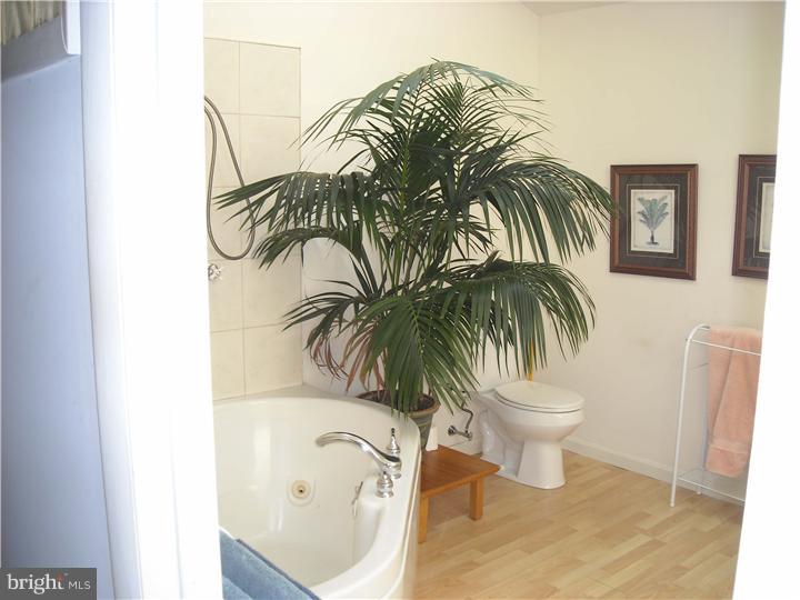 331 Biddle Drive Exton, PA 19341 - Photo 12 of 15 Bathroom