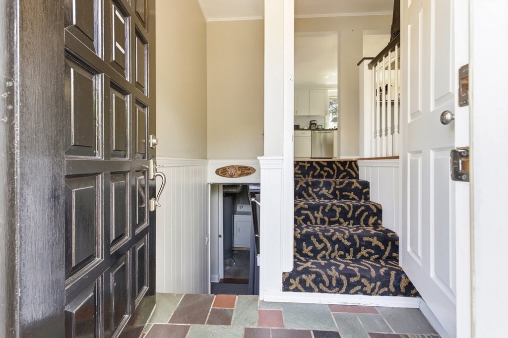 10 Albert Road Bourne, MA 02559 - Photo 4 of 40