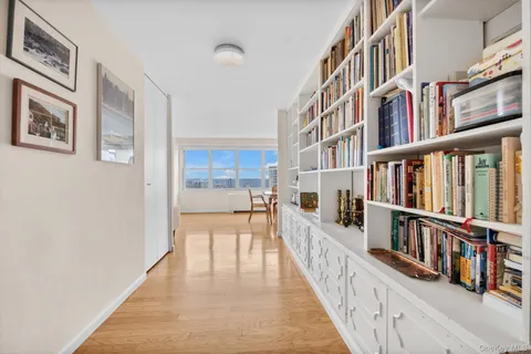 $599,999 | 555 Kappock Street, Unit 21E | Spuyten Duyvil