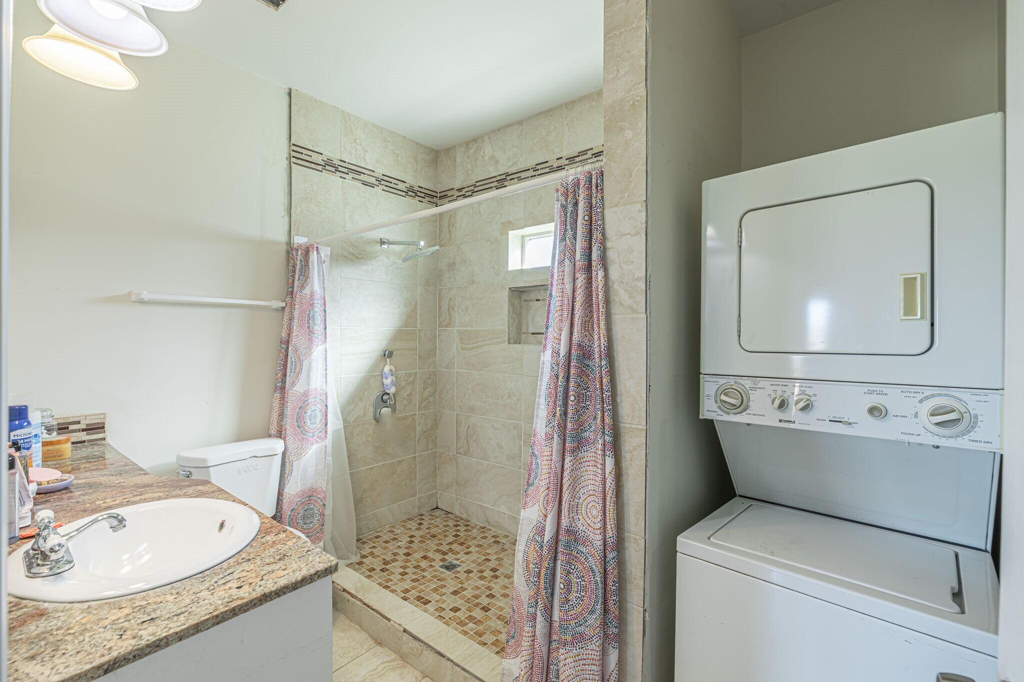 3715 Soledad Canyon Road Acton, CA 93510 - Photo 34 of 42 3715 Soledad Canyon Guest Suite Bath