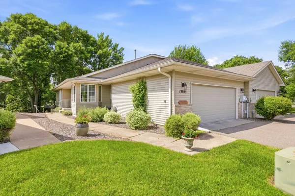 $410,000 | 13845 85th Place North, Maple Grove, MN 55369