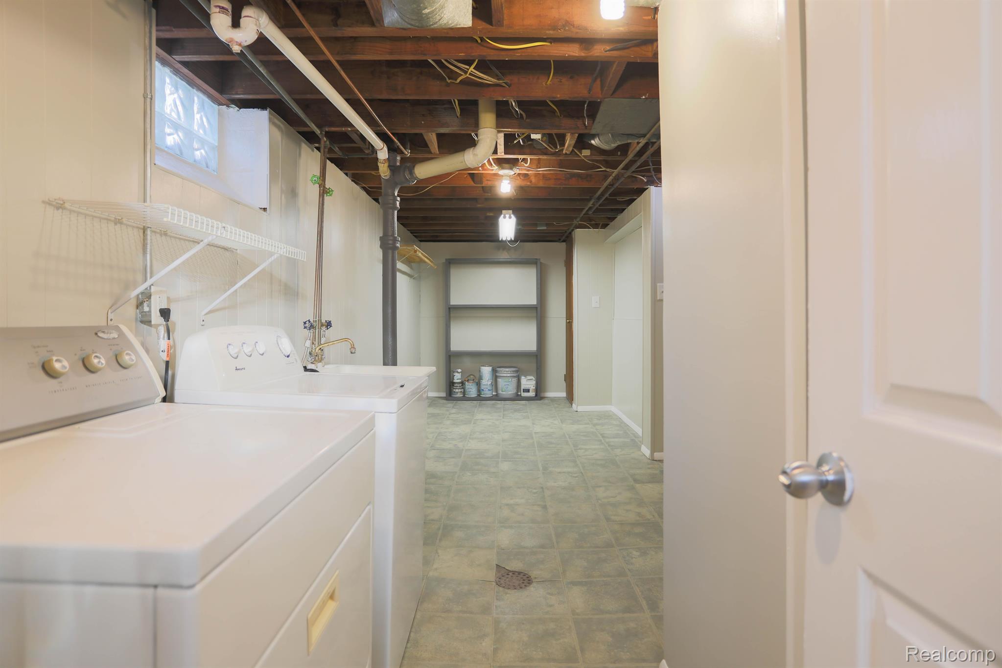 16003 Stephens Road Eastpointe, MI 48021 - Photo 26 of 30 Gallery Image 26