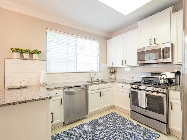 $2,600 | 8518 Cahill Drive, Unit 47, Austin, TX 78729