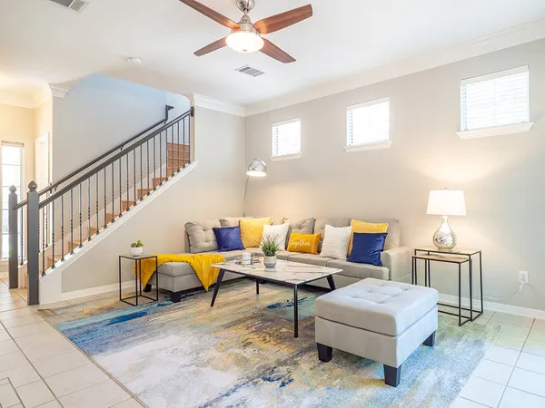 $2,600 | 8518 Cahill Drive, Unit 47, Austin, TX 78729