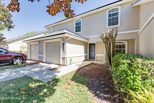 $2,000 | 1630 Vineland Circle, Unit B, Fleming Island, FL 32003