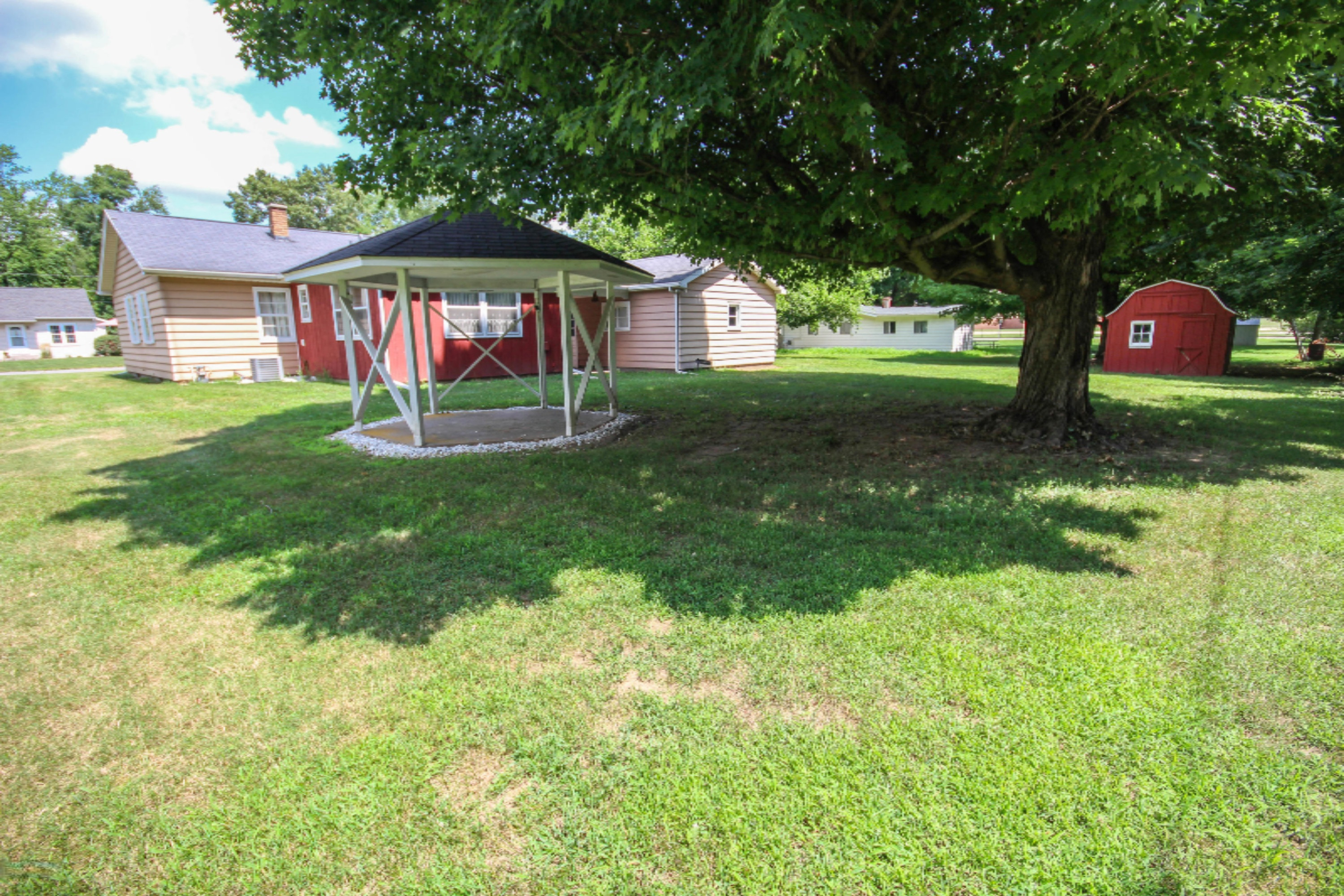 425 11th Avenue Three Rivers, MI 49093 - Photo 8 of 9 untitled (8 of 21)