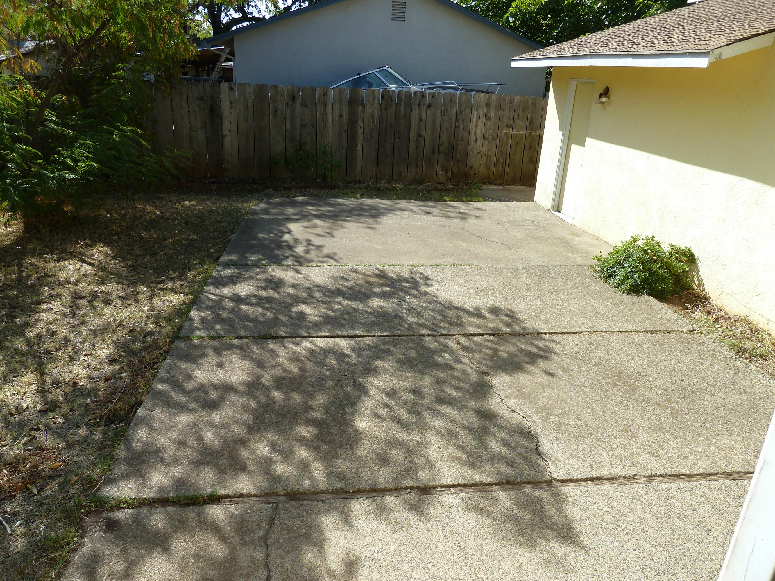 2755 Irwin Road Redding, CA 96002 - Photo 25 of 35