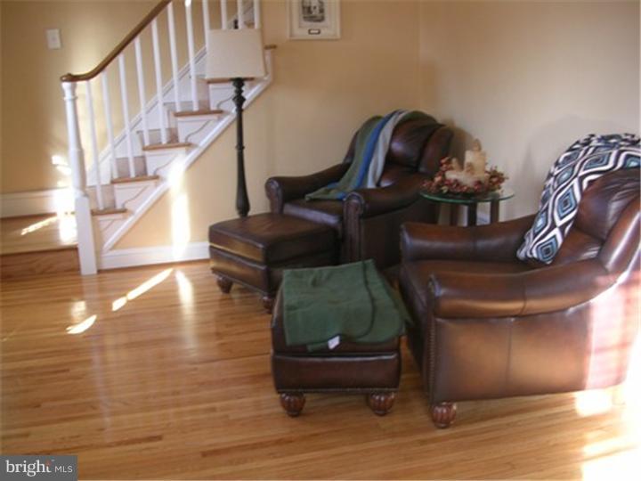 387 Grange Road Wayne, PA 19087 - Photo 4 of 19