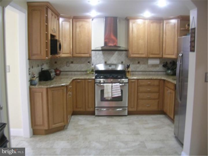 387 Grange Road Wayne, PA 19087 - Photo 6 of 19