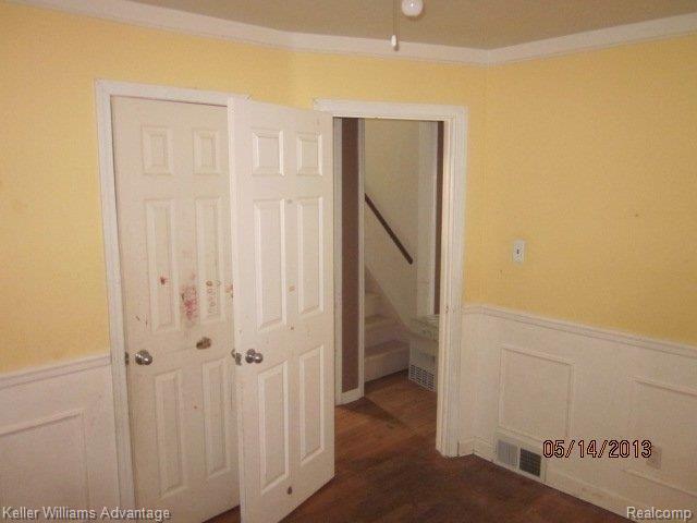 9940 Inkster Road Redford, MI 48239 - Photo 8 of 12 9940 INKSTER RD