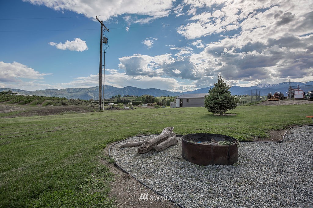 1140 Roses Avenue Manson, WA 98831 - Photo 3 of 24 Gallery Image 3