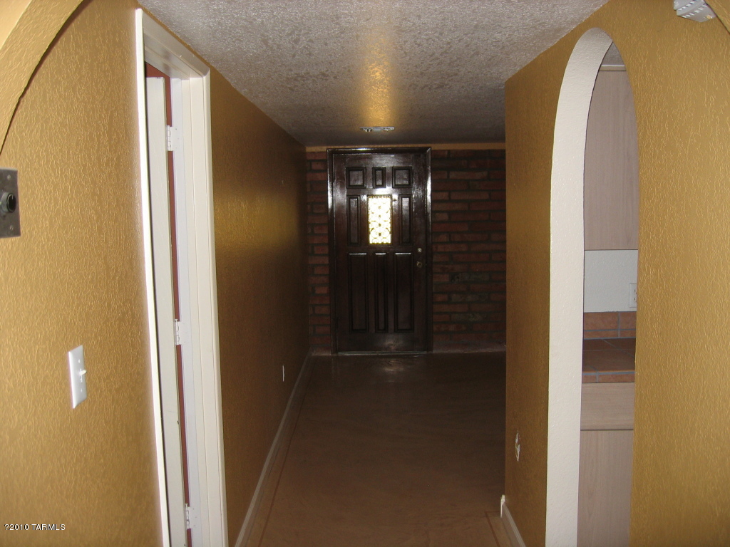 581 North Tanque Verde Loop Road Tucson, AZ 85748 - Photo 15 of 27 Gallery Image 15