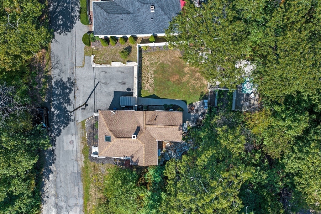 93 Sweetwater Street Saugus, MA 01906 - Photo 18 of 34