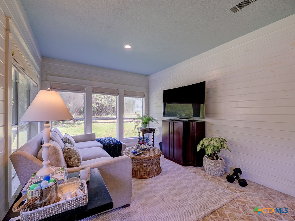 400 Royal View Road Salado, TX 76571 - Photo 20 of 47