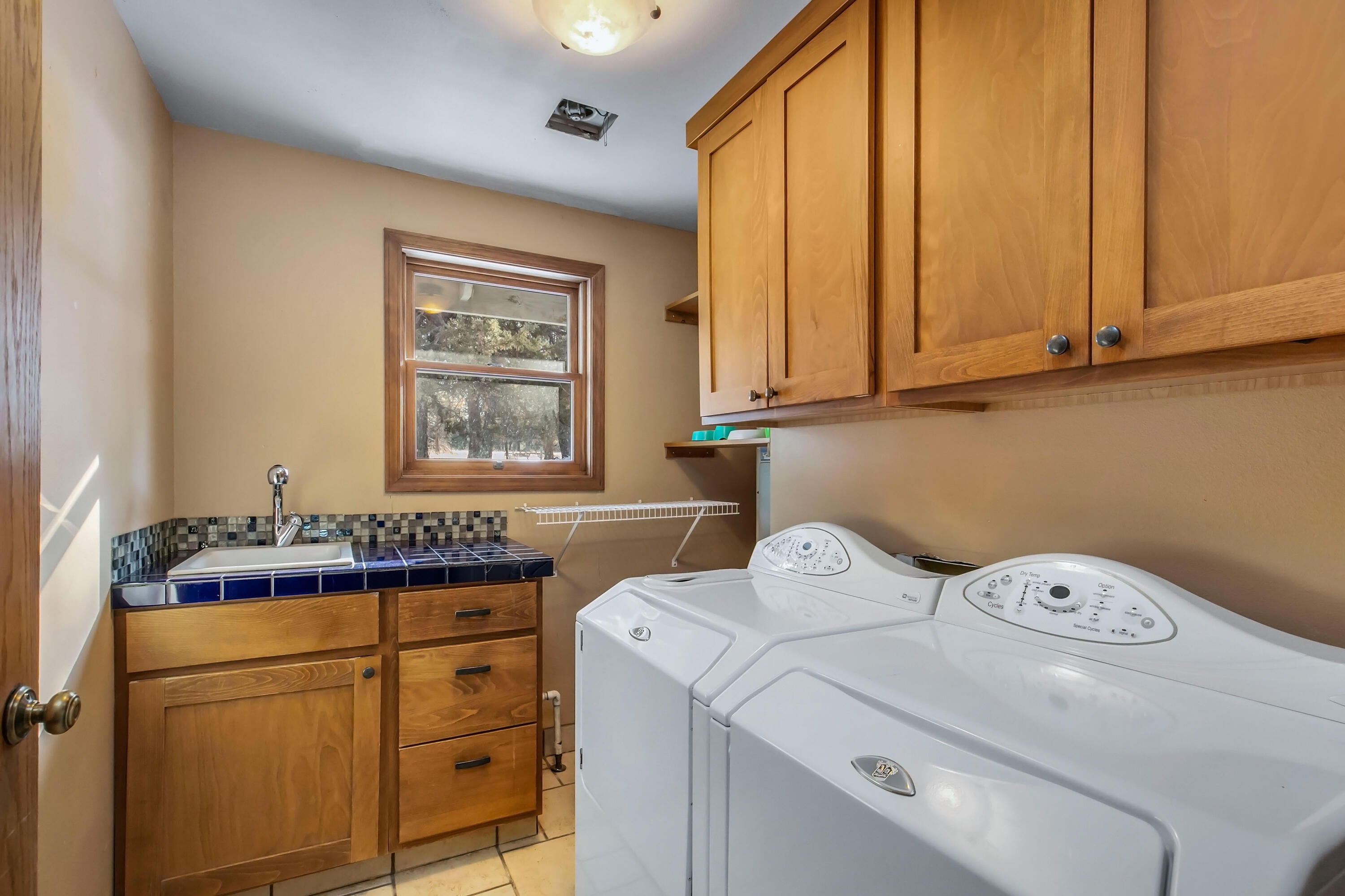 21563 Back Alley Road Bend, OR 97702 - Photo 12 of 30 21563 Back Alley Rd.