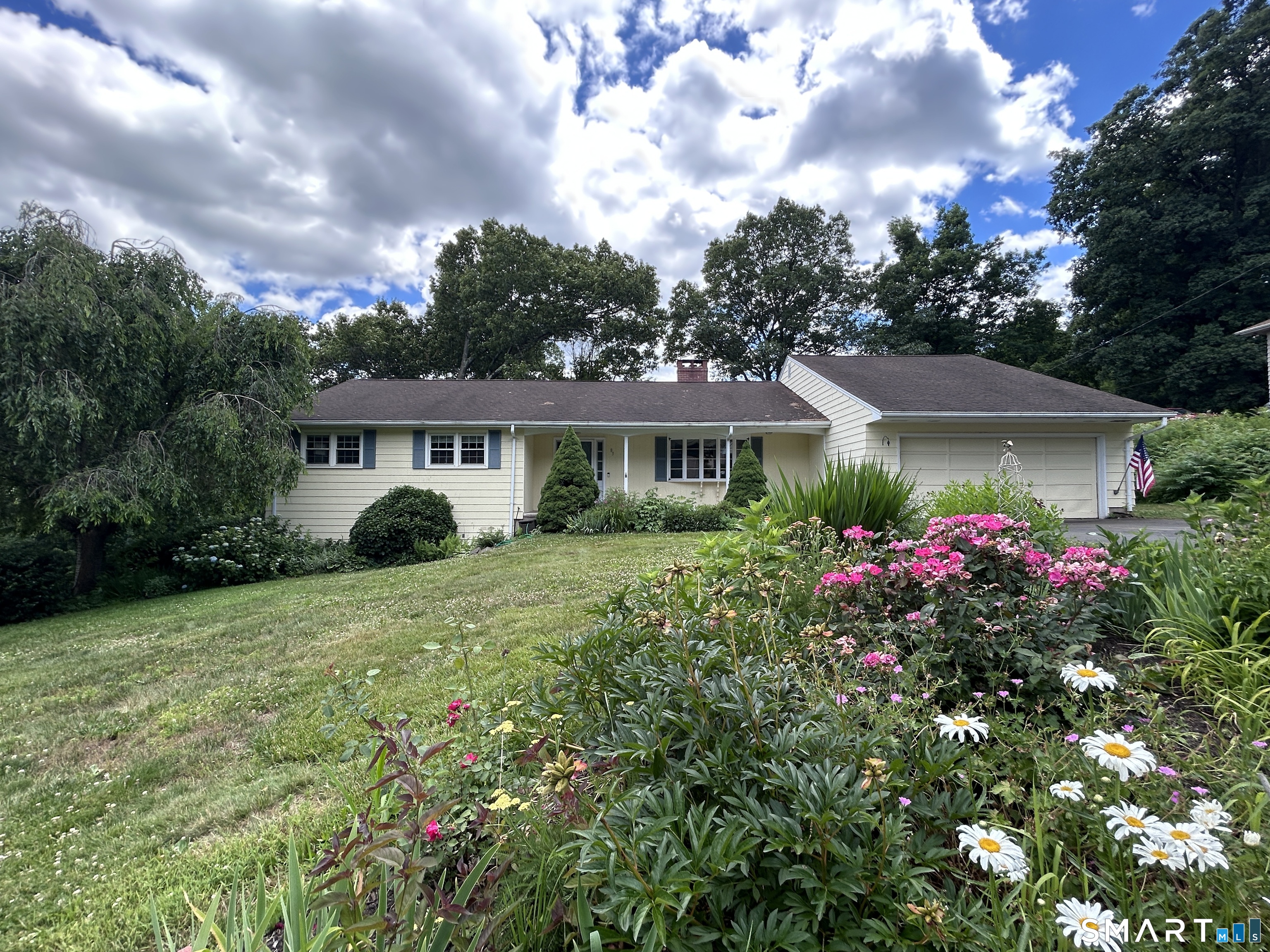 85 10 Acre Road Middletown, CT 06457 - Photo 1 of 4