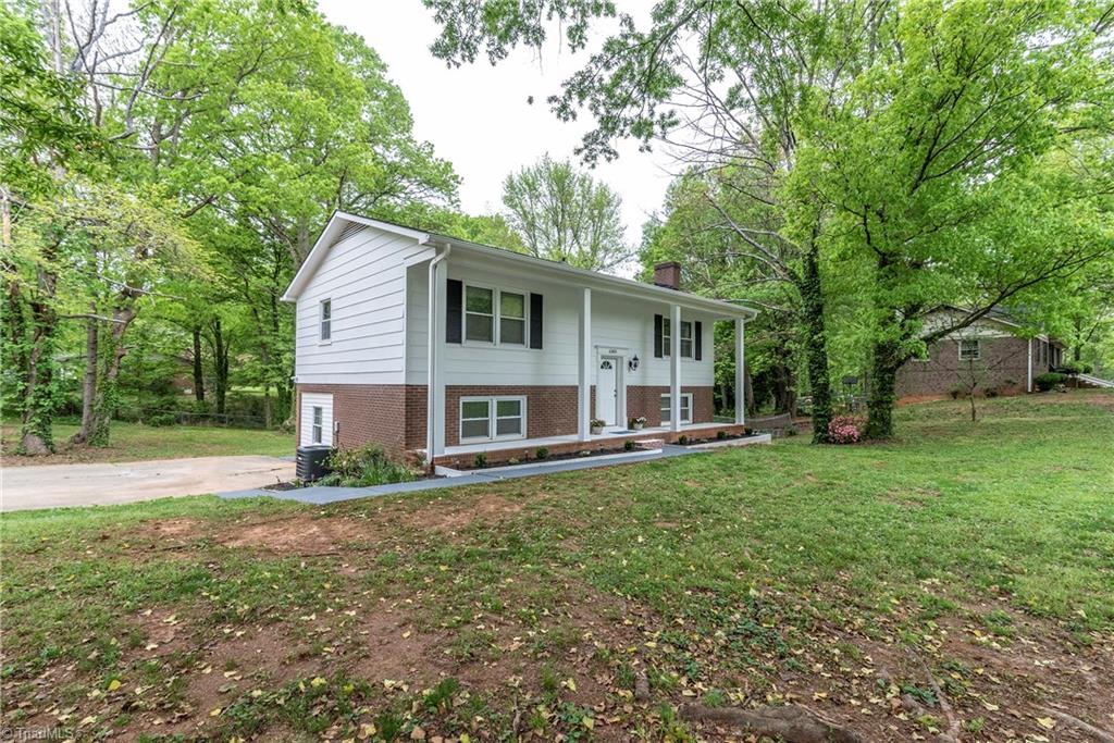 6300 Wynyard Avenue Rural Hall, NC 27045 - Photo 2 of 23 Exterior side view