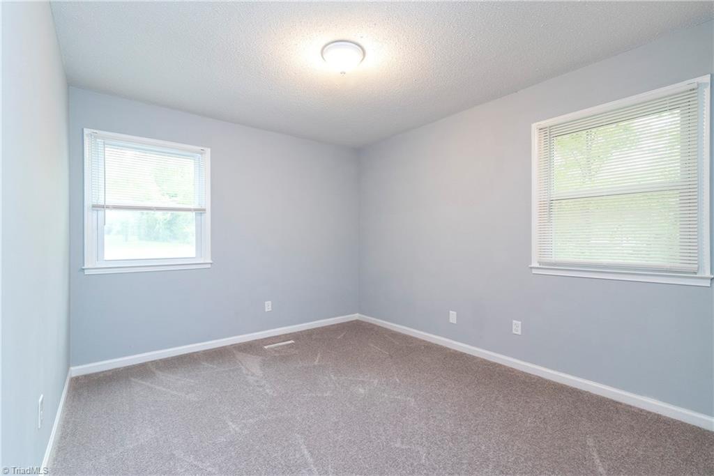 6300 Wynyard Avenue Rural Hall, NC 27045 - Photo 13 of 23 Gallery Image 13
