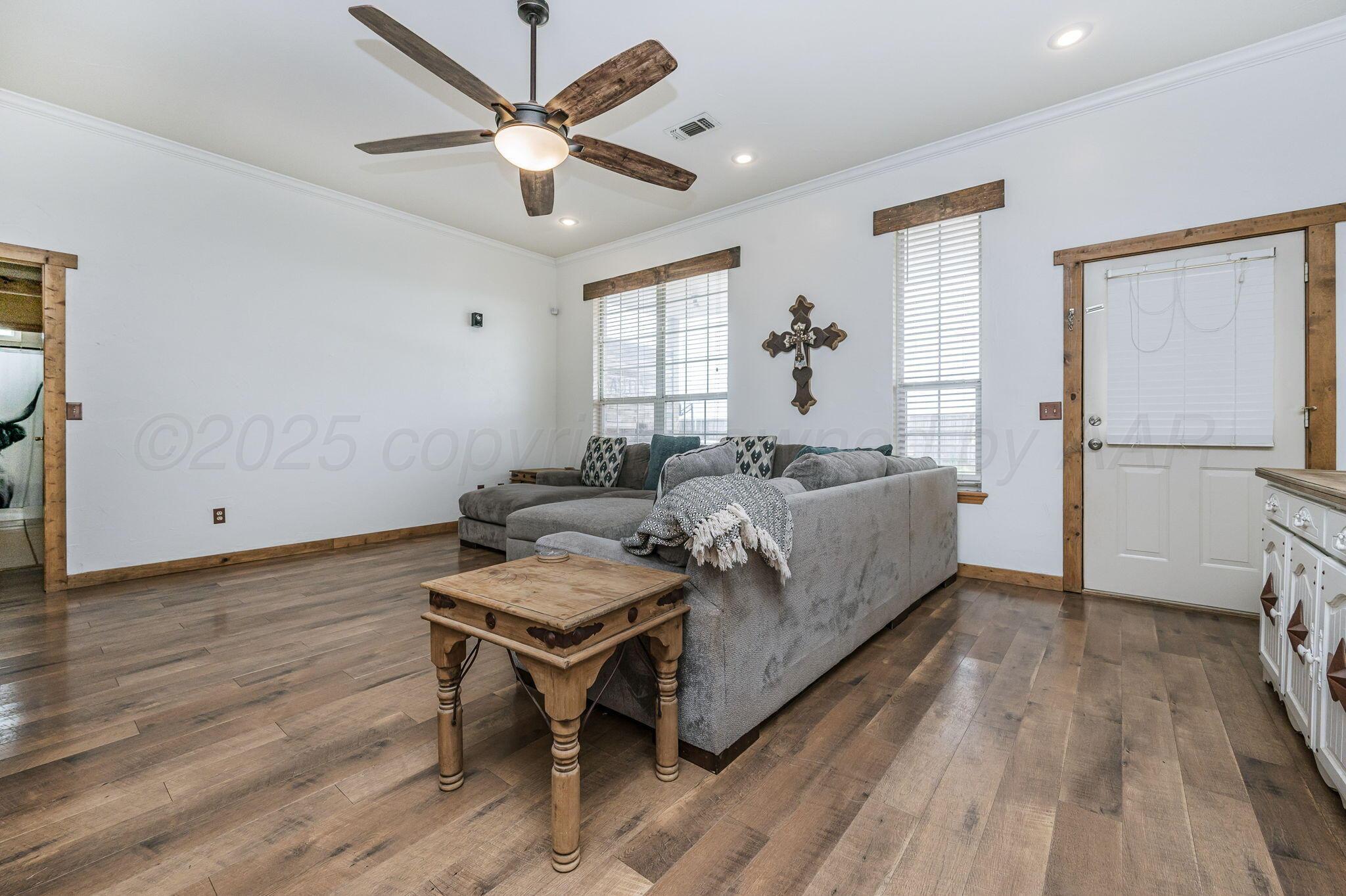 620 Lantana Road Bushland, TX 79124 - Photo 4 of 34 a bed room with a bed and a window
