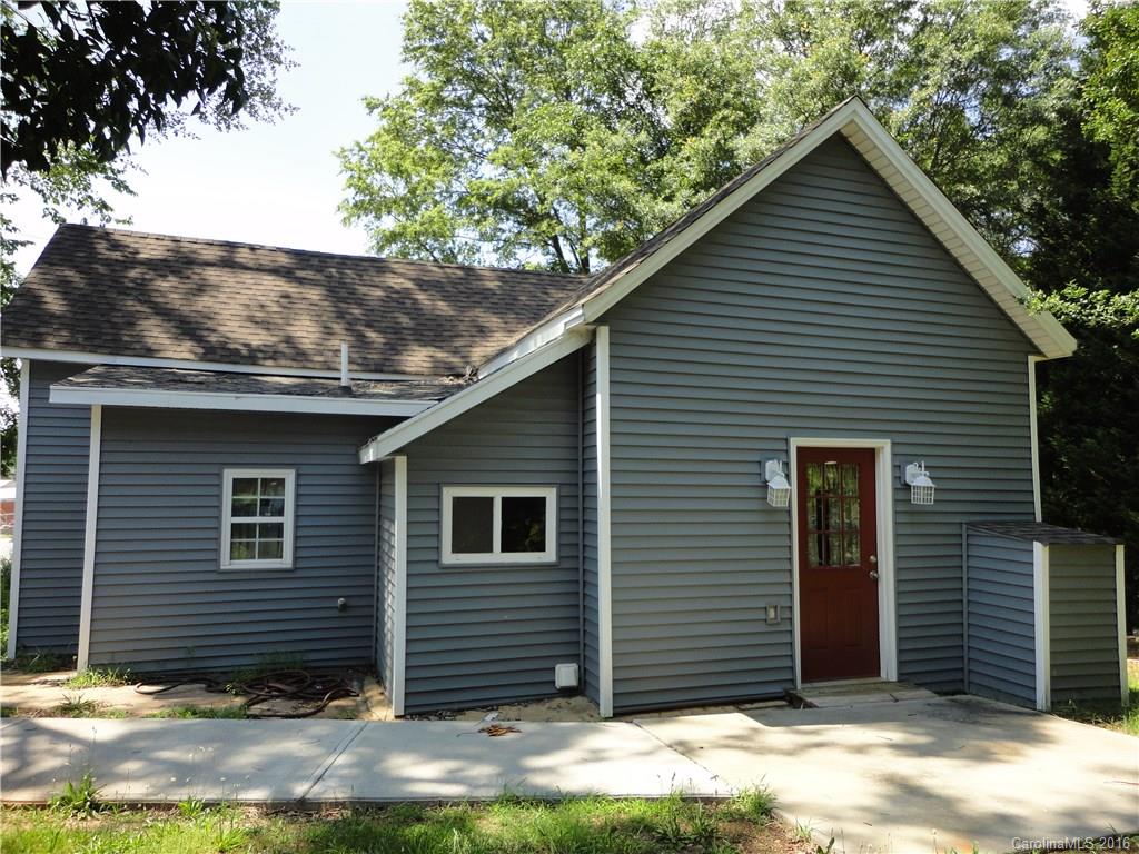 103 Williamson Street Fort Mill, SC 29715 - Photo 12 of 13 a view of a house with a yard