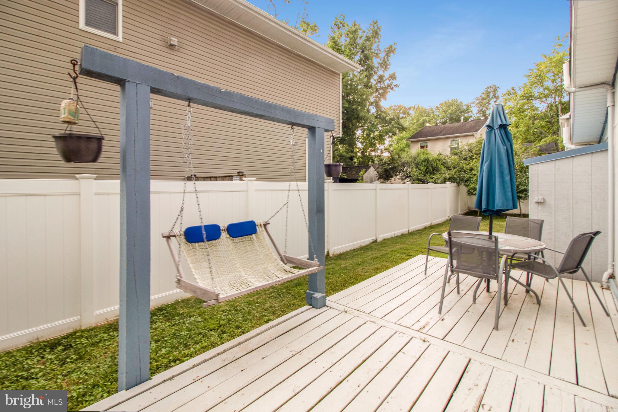 1602 Oriole Road Edgewater, MD 21037 - Photo 6 of 43 Deck